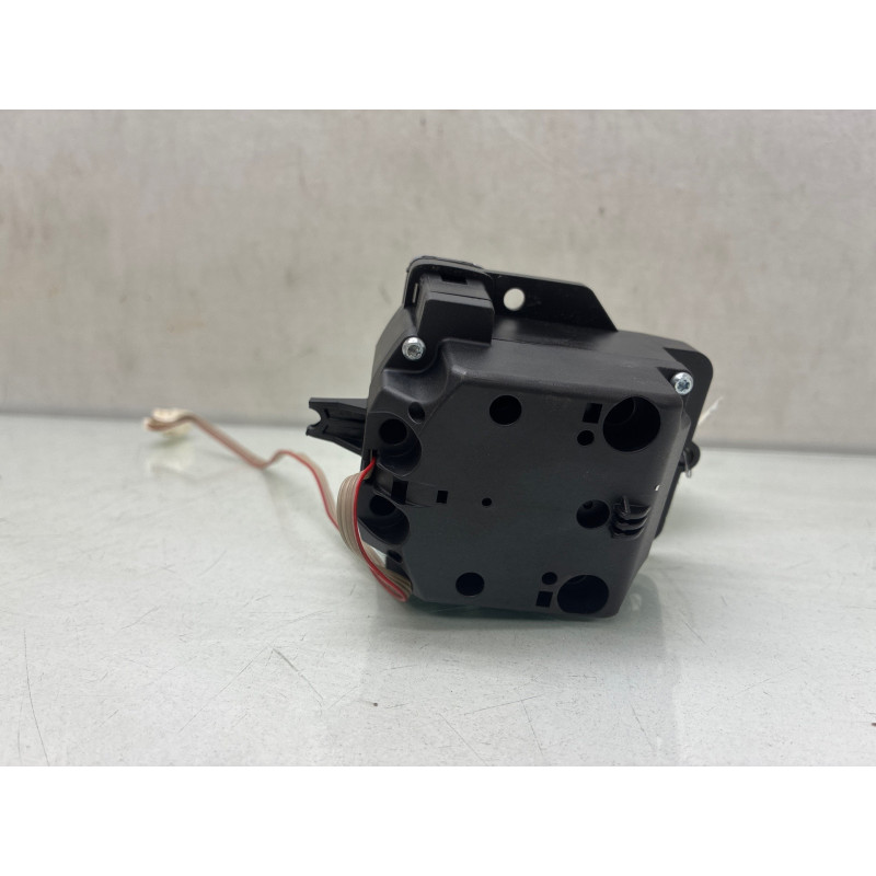 Commande GPS MERCEDES CLASSE E 212 Photo n°3