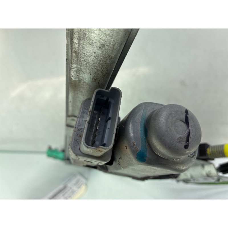 Leve vitre electrique avant gauche CITROEN JUMPY 2 Photo n°4
