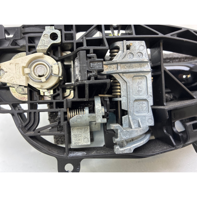 Poignee porte avant gauche OPEL ASTRA K Photo n°1