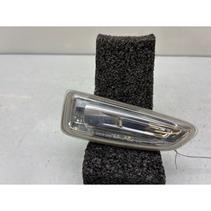Repetiteur clignotant avant droit  (Feux) OPEL ASTRA K Photo n°1