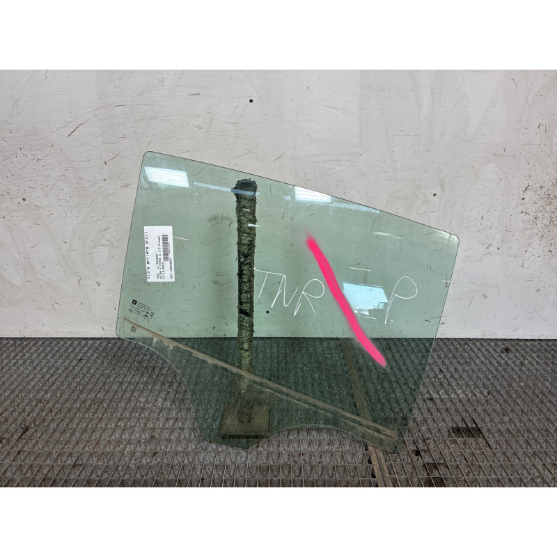 Vitre arriere droit OPEL ASTRA K Photo n°1
