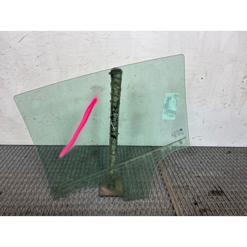 Vitre arriere droit OPEL ASTRA K Photo n°2