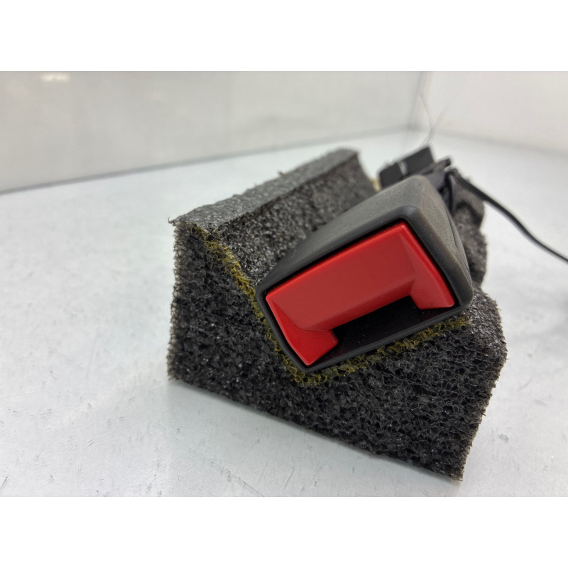 Attache ceinture arriere droit OPEL ASTRA K Photo n°4