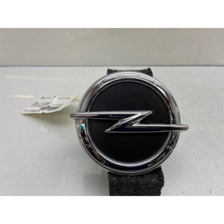 Bouton de coffre OPEL ASTRA K Photo n°1
