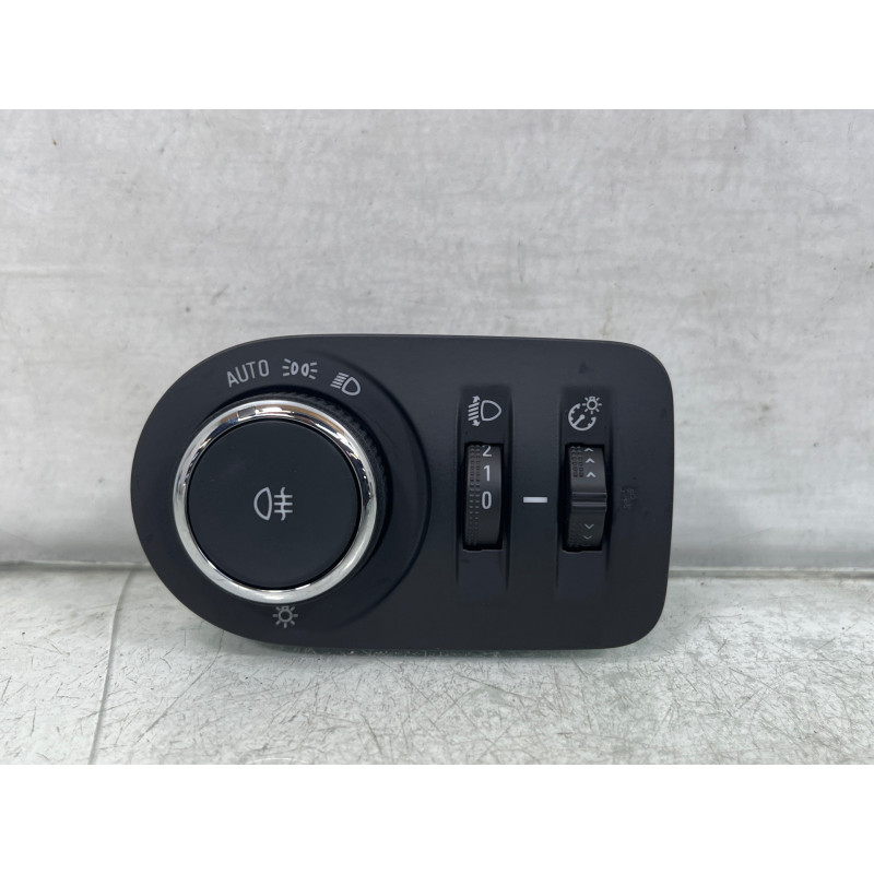 Commande de phare OPEL ASTRA K Photo n°3