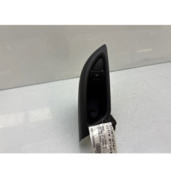Interrupteur de leve vitre arriere droit OPEL ASTRA K