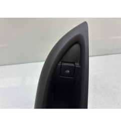 Interrupteur de leve vitre arriere droit OPEL ASTRA K