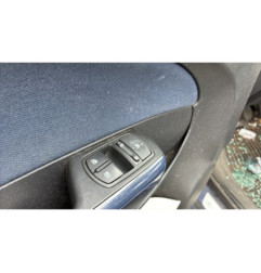 Custode arriere gauche (porte) OPEL CORSA D