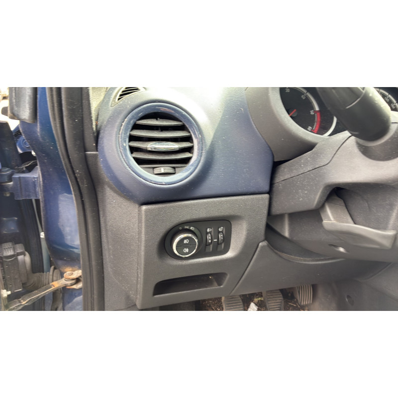 Custode arriere gauche (porte) OPEL CORSA D Photo n°18