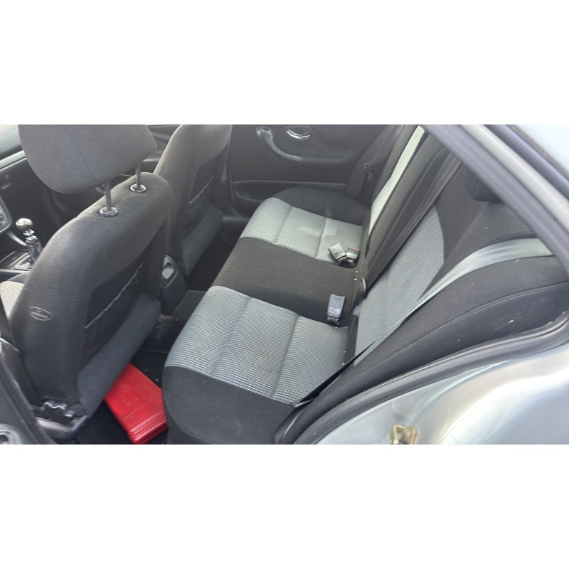 Custode arriere droit (porte) PEUGEOT 406 Photo n°20