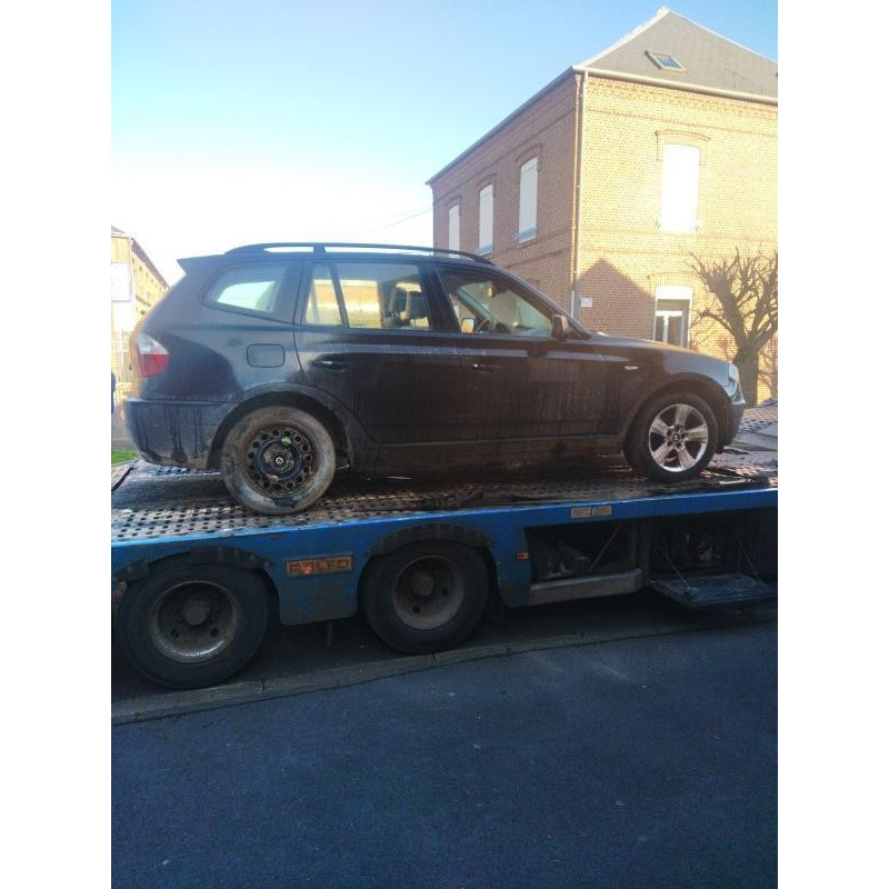 Extension d'aile arriere gauche BMW X3 E83 Photo n°9