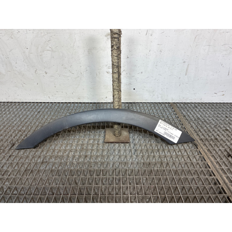Extension d'aile arriere droit BMW X3 E83 Photo n°3