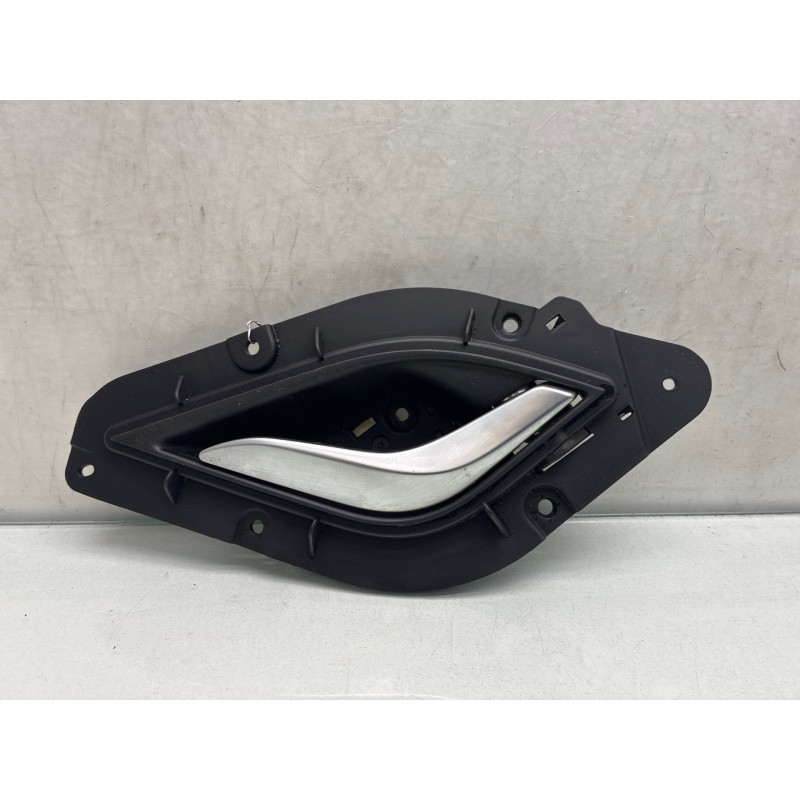 Poignee interieur arriere droit HYUNDAI IX 20 Photo n°3