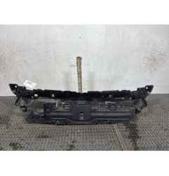 Armature avant, Masque avant PEUGEOT 5008 1