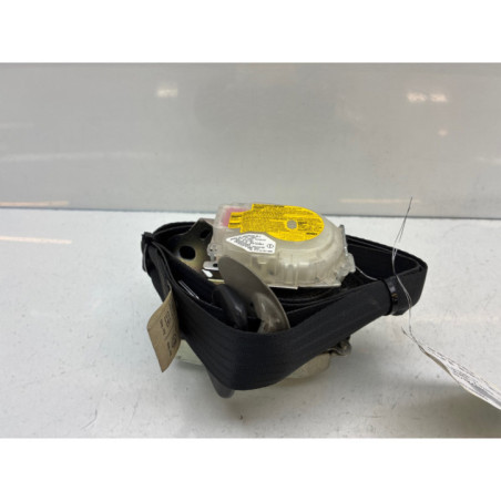 Pretensionneur de ceinture avant gauche TOYOTA COROLLA VERSO 2