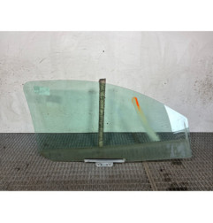 Vitre avant gauche FORD KA 1 Photo n°1