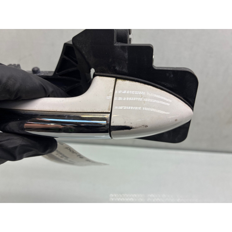 Poignee porte avant droit HYUNDAI IX 20 Photo n°3
