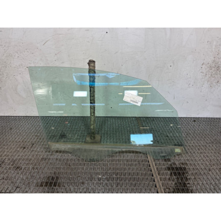 Vitre avant droit HYUNDAI IX 20 Photo n°1