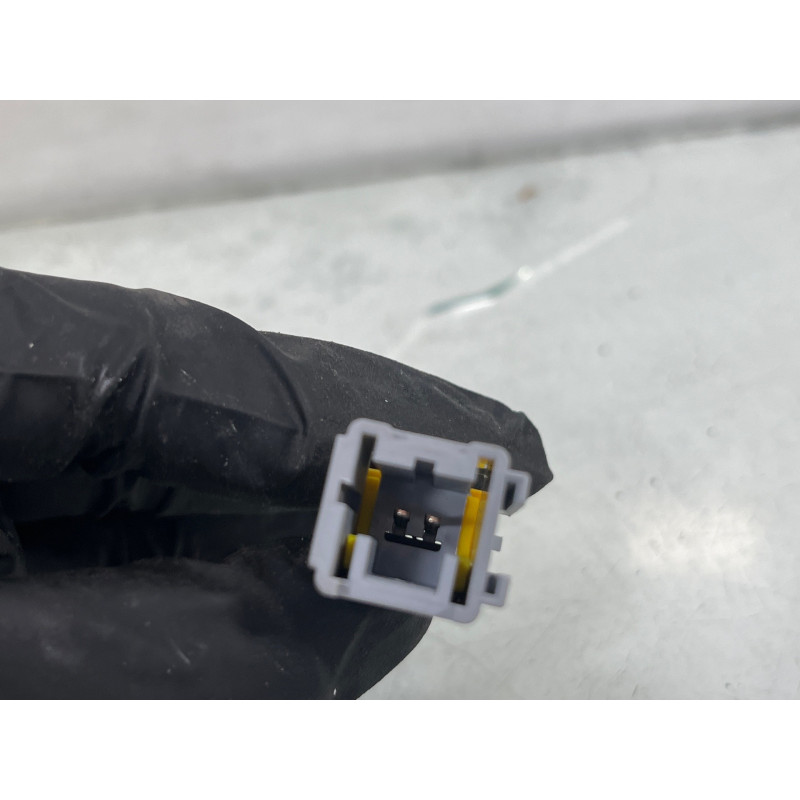 Attache ceinture avant gauche PEUGEOT 2008 1 Photo n°1