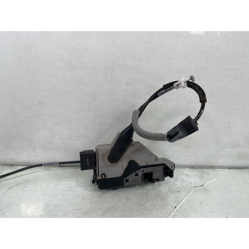 Serrure arriere droit PEUGEOT 2008 1 Photo n°4