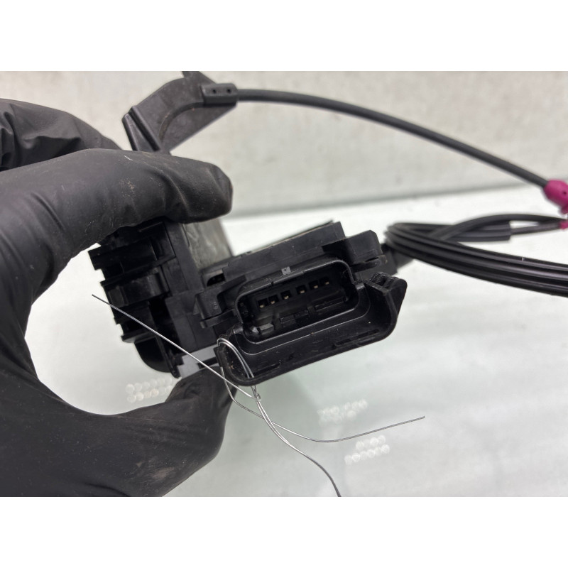 Serrure arriere droit CITROEN C3 PICASSO Photo n°3