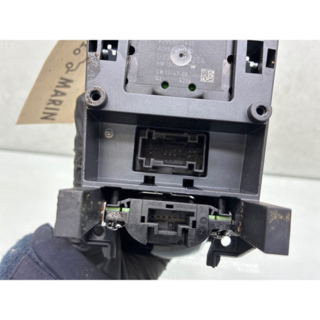 Commande GPS MERCEDES CLASSE C 205 Photo n°1