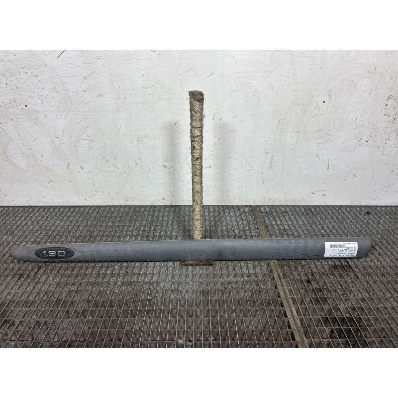 Baguette de porte avant gauche RENAULT CLIO 2 Photo n°1