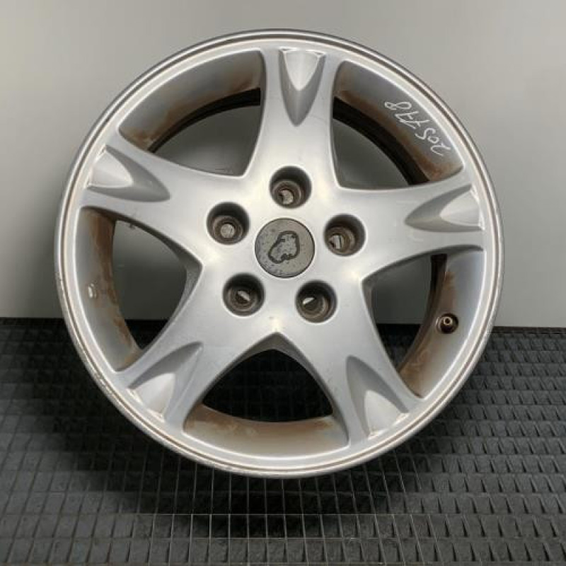 Jante NISSAN ALMERA TINO Photo n°2