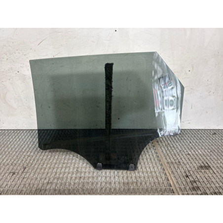 Vitre arriere droit PEUGEOT 3008 2