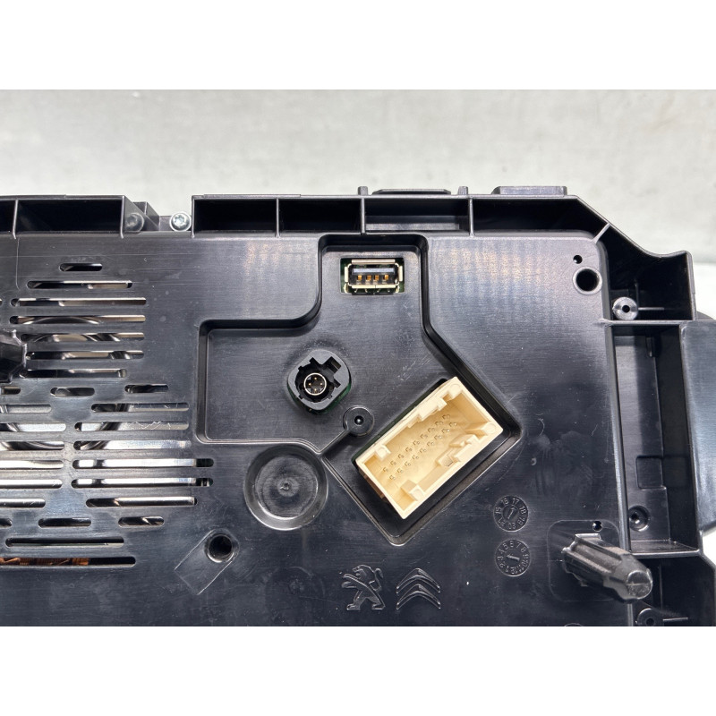 Compteur PEUGEOT 3008 2 Photo n°4