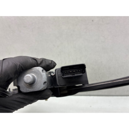 Leve vitre electrique avant gauche PEUGEOT 3008 2