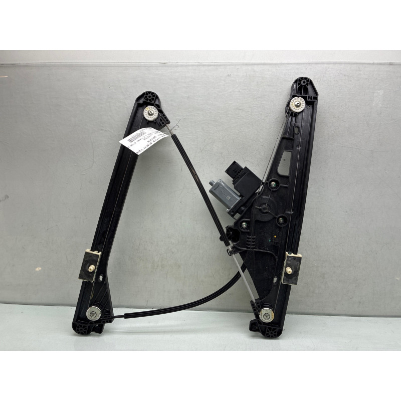 Leve vitre electrique avant gauche PEUGEOT 3008 2 Photo n°4