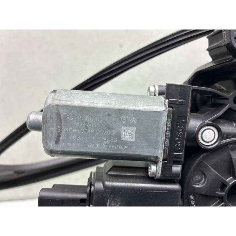 Leve vitre electrique avant gauche PEUGEOT 3008 2 Photo n°6
