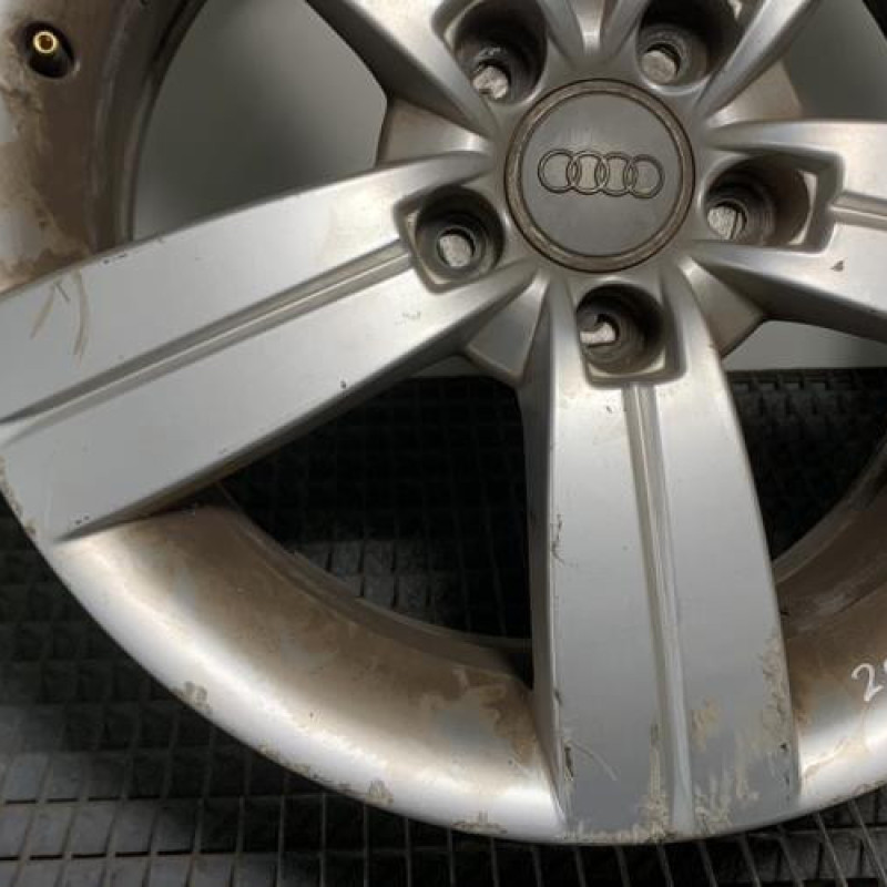 Jante AUDI A4 2 Photo n°2