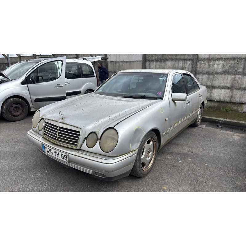 Pedale d'accelerateur MERCEDES CLASSE E 210 Photo n°16