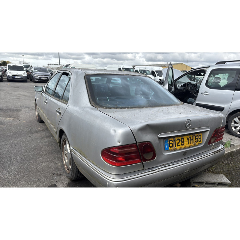 Pedale d'accelerateur MERCEDES CLASSE E 210 Photo n°19