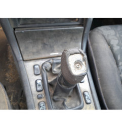 Serrure avant gauche MERCEDES CLASSE E 210
