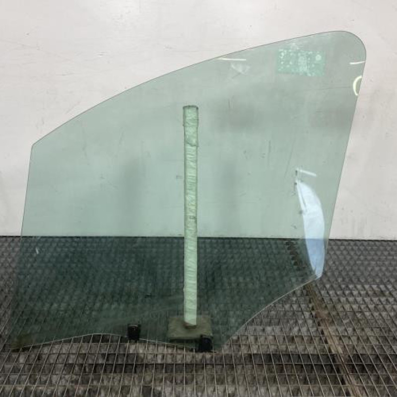 Vitre avant droit PEUGEOT PARTNER 2 Photo n°5