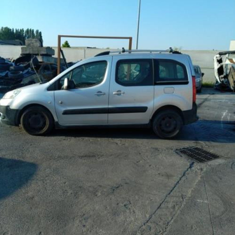 Bloc ABS (freins anti-blocage) PEUGEOT PARTNER 2 Photo n°9