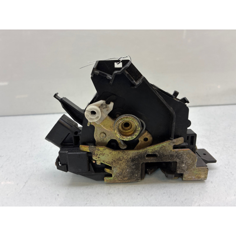 Serrure avant droit FORD FOCUS 1 Photo n°3