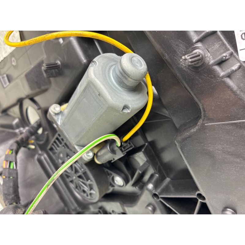 Leve vitre electrique avant gauche FORD FUSION Photo n°3