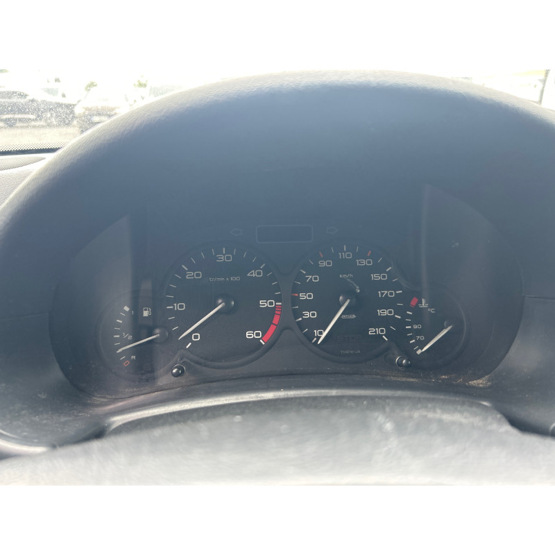Bouton de warning CITROEN BERLINGO 1 Photo n°16