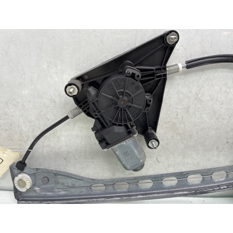 Leve vitre electrique avant gauche CITROEN C1 2 Photo n°4
