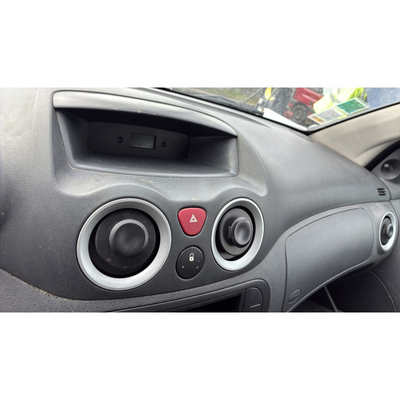 Boitier servitude moteur (BSM) CITROEN C2 Photo n°20
