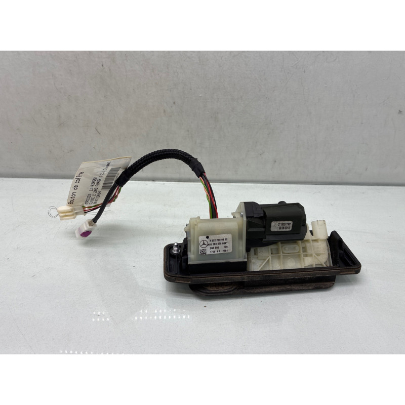 Bouton de coffre MERCEDES CLASSE C 205 Photo n°3