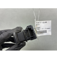 Poignee electrique frein a main MERCEDES CLASSE C 205