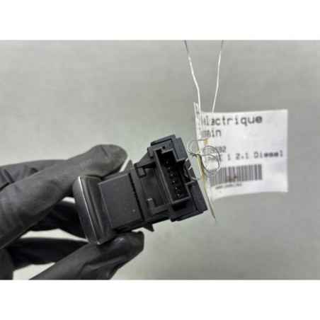Poignee electrique frein a main MERCEDES CLASSE C 205