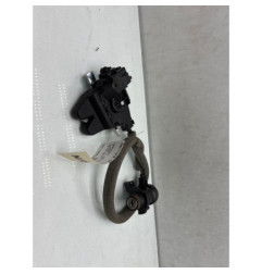 Serrure de coffre MERCEDES CLASSE C 205