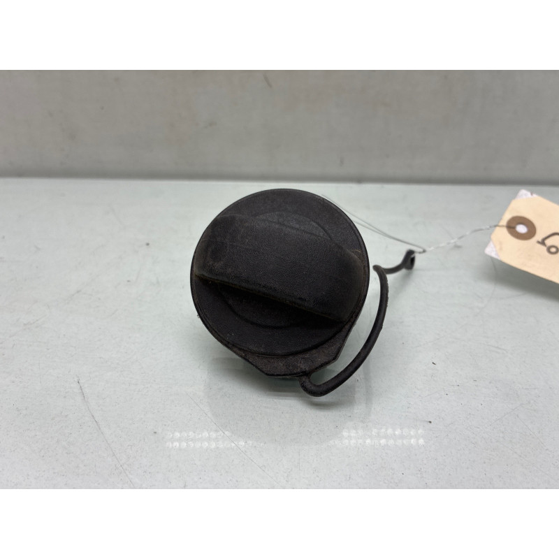 Bouchon de carburant VOLKSWAGEN POLO 6 Photo n°1