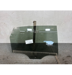 Vitre arriere droit VOLKSWAGEN POLO 6 Photo n°1
